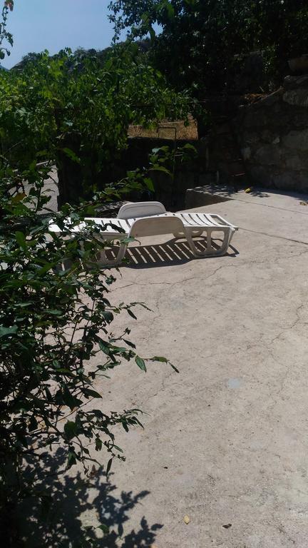 Apartment Angelina Risan Esterno foto